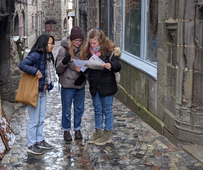 Chasse au trésor dans les ruelles de Besse